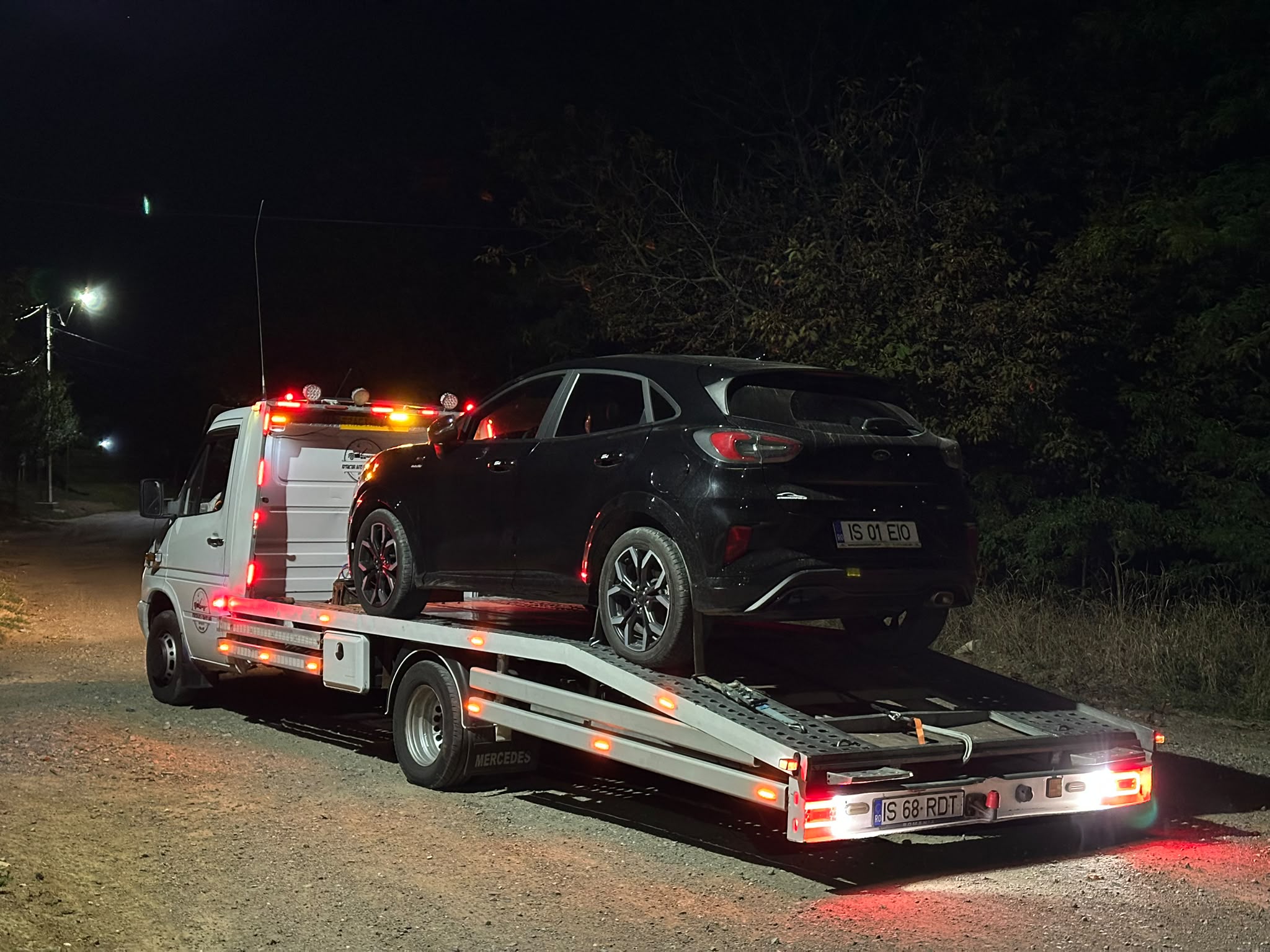 Transport VW Caddy pe platforma